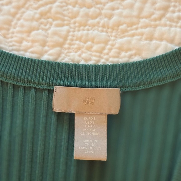 H&M Green Ribbed Dress - Picture 6 of 6